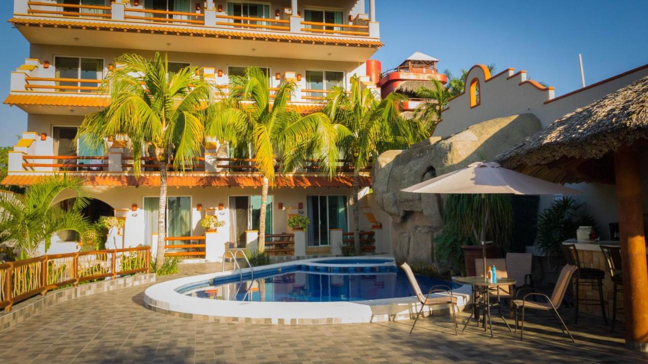Bonito Hotel By Arans Zihuatanejo Extérieur photo